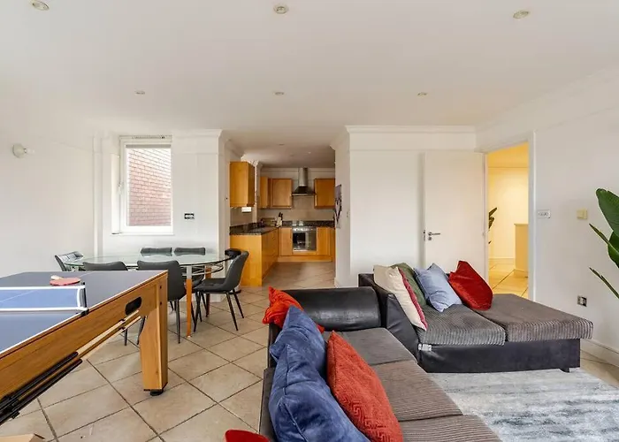 Stunning Duplex Penthouse With Shard Views